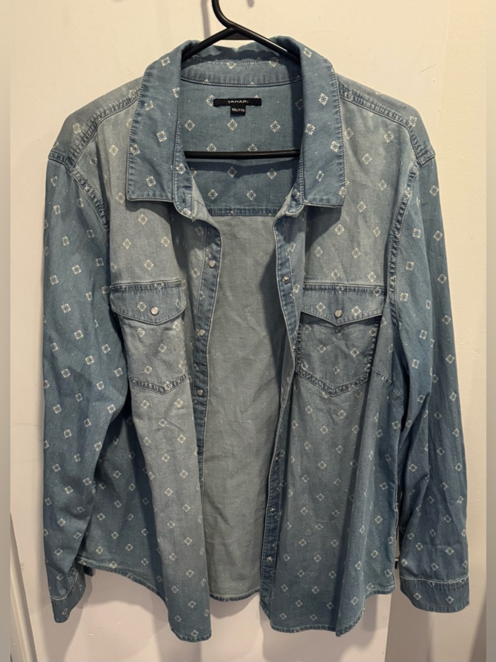 Tahari chambray jean button long sleeve star print faded pockets street work XXL